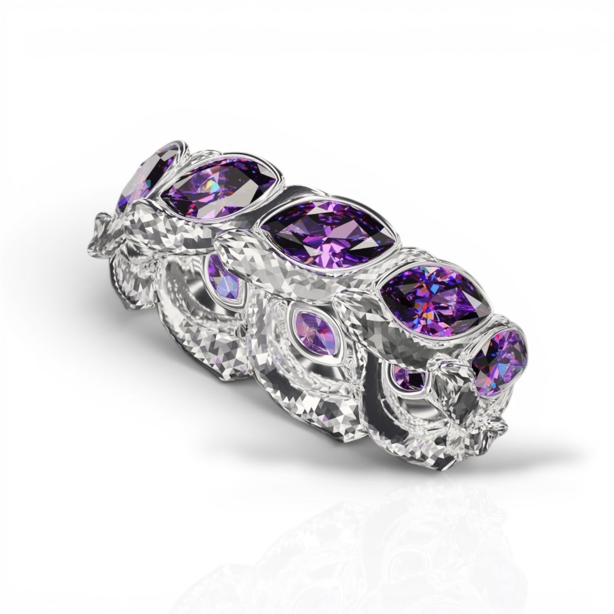 Statement Snake Eternity Band